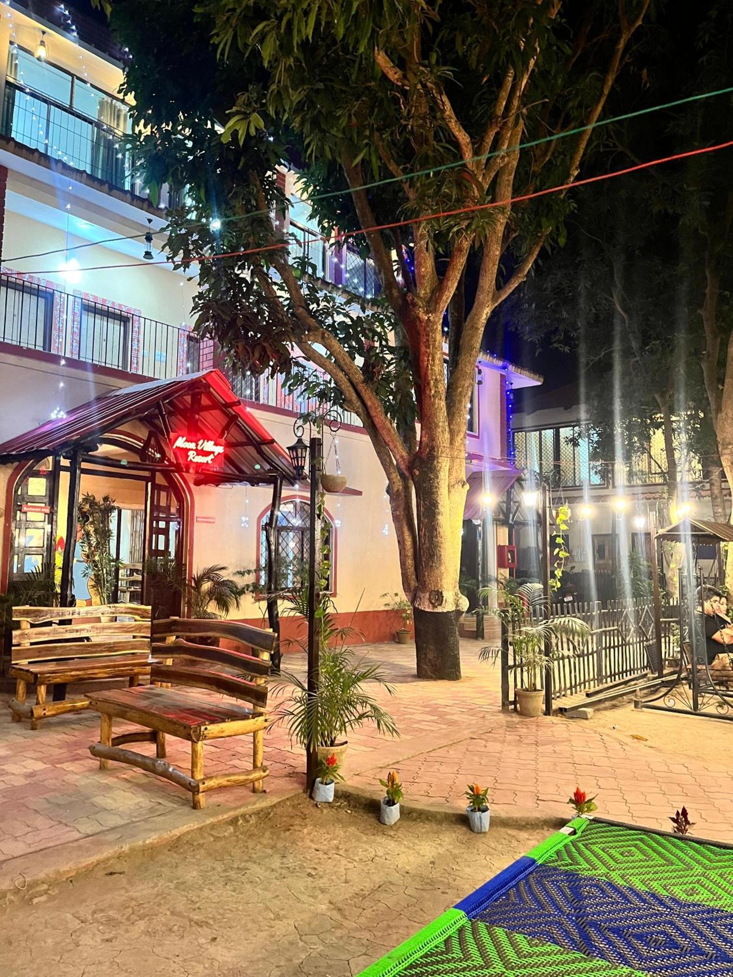 Moon Village Resort Shānti Niketan Eksteriør billede
