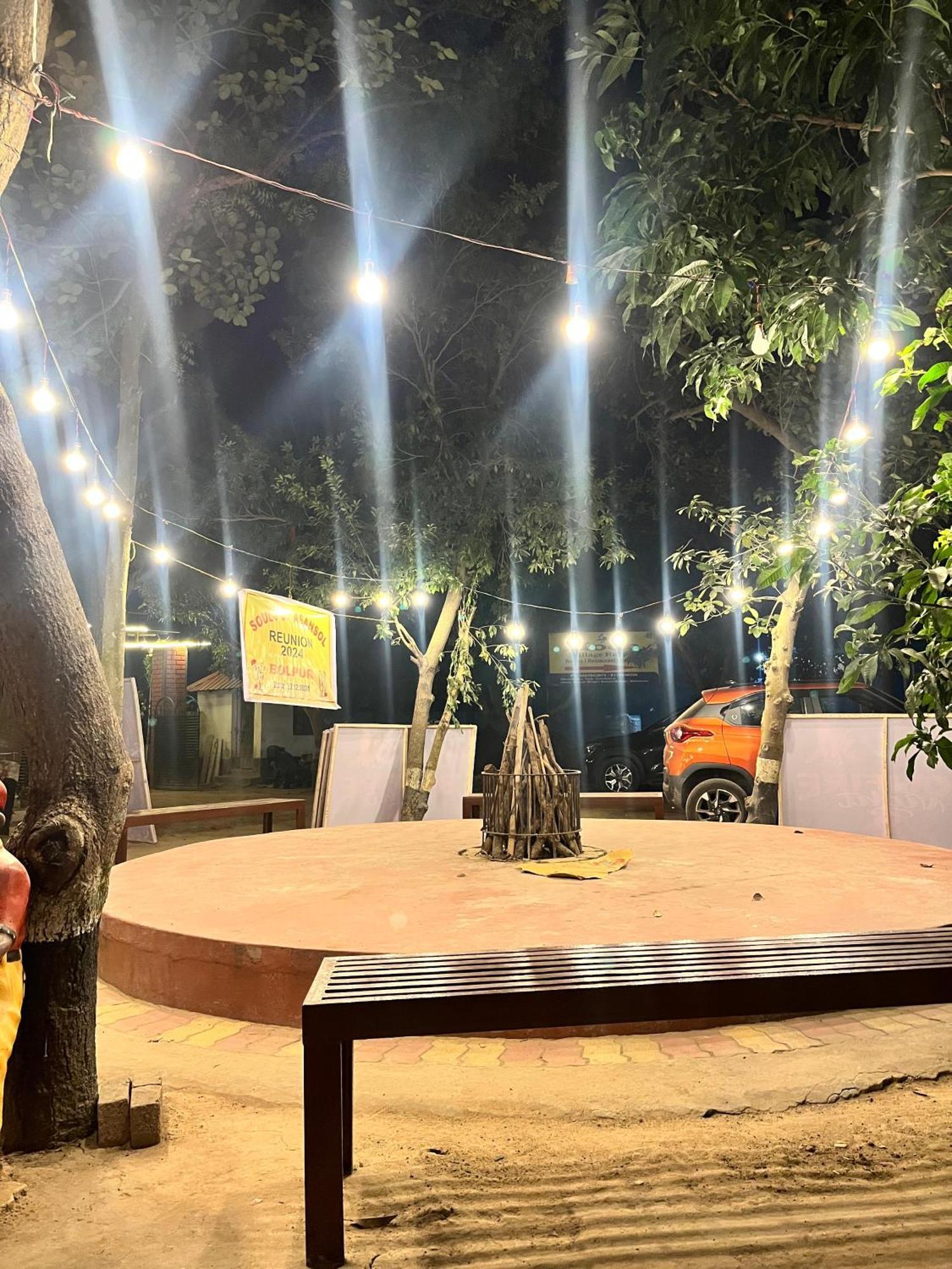 Moon Village Resort Shānti Niketan Eksteriør billede